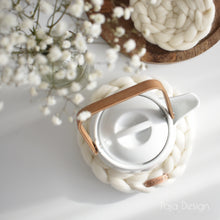 Načíst obrázek do prohlížeče Galerie, PODČAJNÍKY A PODŠÁLKY z merino vlny