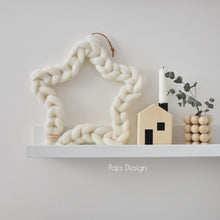 Načíst obrázek do prohlížeče Galerie, HVĚZDA pletená z merino vlny