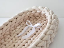Načíst obrázek do prohlížeče Galerie, HNÍZDEČKO pro miminko z bavlněné maxipříze