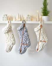 Načíst obrázek do prohlížeče Galerie, VÁNOČNÍ PONOŽKY pletené z merino vlny
